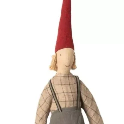 Maileg Decoratie Pixie - Lukas - 62 Cm -Maileg Winkel maileg winter friends knuffelpop pixie lukas 62 cm