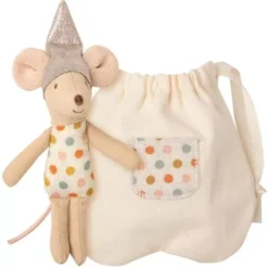 Maileg Knuffelmuis Kleine Zus - Tandenfee Met Zakje - 10 Cm -Maileg Winkel maileg kleine knuffelmuis tandenfee met bewaarzakje 10 cm 1