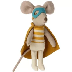 Maileg Knuffelmuis Kleine Broer In Luciferdoosje - Superheld - 10 Cm -Maileg Winkel maileg knuffelmuis grote broer superheld1