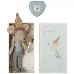 Maileg Knuffelmuis Grote Broer - Tandenfee Met Tandendoosje - Blauw - 12 Cm 5 Maileg Knuffelmuis Grote Broer - Tandenfee Met Tandendoosje - Blauw - 12 Cm -Maileg Winkel maileg knuffelmuis grote broer tandenfee met tandendoosje blauw 12 cm 2