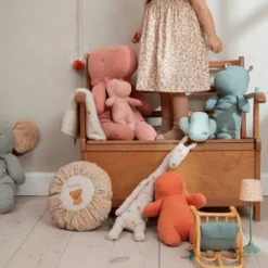 Maileg Kussen Teddy Flower - Ø 26 Cm -Maileg Winkel maileg kussen rond teddy small flower2