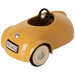 Maileg Knuffelmuis Kleine Broer Met Garage En Auto - Geel - 10 Cm -Maileg Winkel maileg poppenauto geel 2