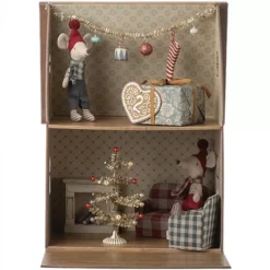 Maileg Poppenhuis Gingerbread House - 36 Cm 13 Maileg Poppenhuis Gingerbread House - 36 Cm -Maileg Winkel maileg poppenhuis gingerbread house 36 cm 1 1