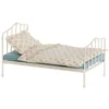 Maileg Vintage Poppenbed Wit Blauwe Bloemen - Mini -Maileg Winkel maileg poppenhuis vintage bed wit blauwe bloemen